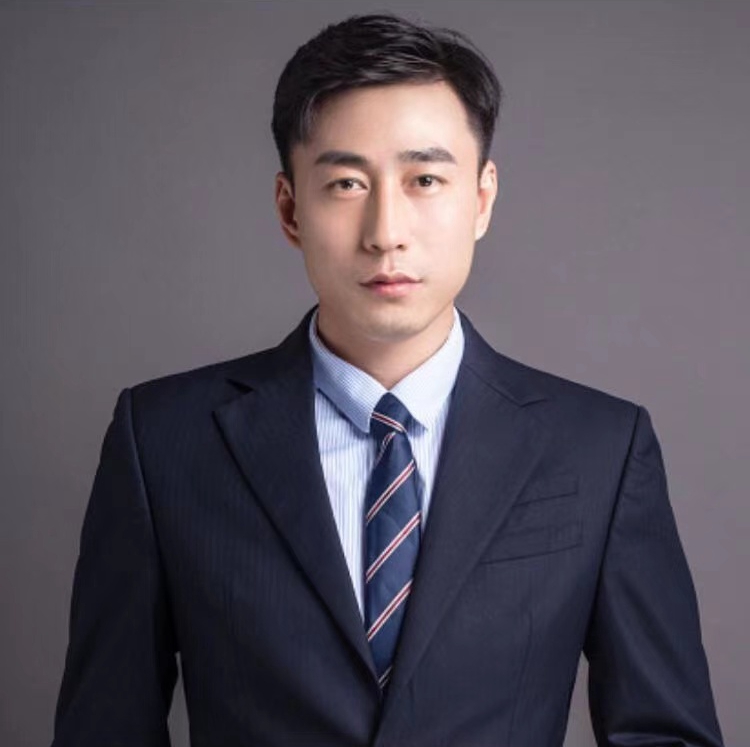 袁世君 联合创始人 & 首席运营官